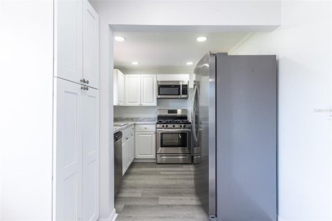 Copropriété à louer à Winter Haven, Floride: 2 chambres, 76.74 m2 № 2167491 - photo 7