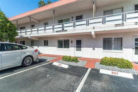 Copropriété à louer à Winter Haven, Floride: 2 chambres, 76.74 m2 № 2167491 - photo 23