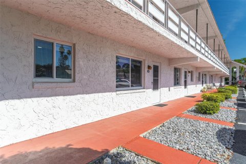 Copropriété à louer à Winter Haven, Floride: 2 chambres, 76.74 m2 № 2167491 - photo 27