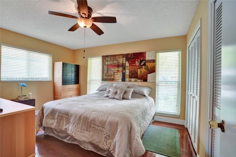 Casa en venta en Coral Springs, Florida, 4 dormitorios, 214.79 m2 № 1794687 - foto 28