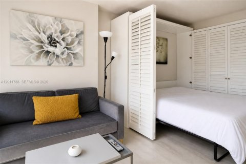 Condo in Miami, Florida № 2074877 - photo 4