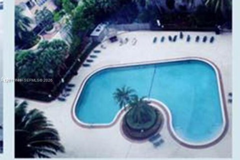 Condo in Miami, Florida № 2074877 - photo 10