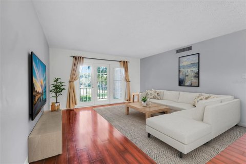 Condo in Orlando, Florida, 2 bedrooms  № 1877482 - photo 7