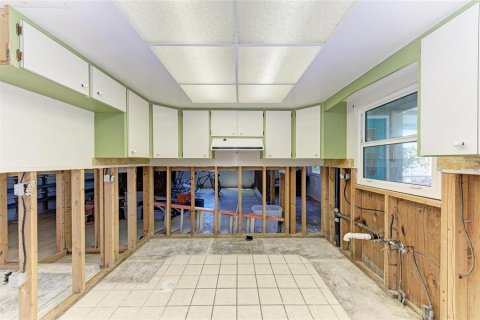 House in Holmes Beach, Florida 2 bedrooms, 139.91 sq.m. № 1716619 - photo 18