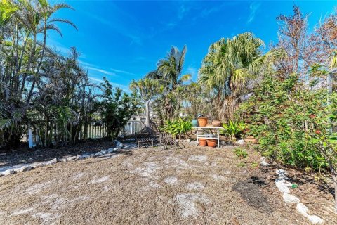 House in Holmes Beach, Florida 2 bedrooms, 139.91 sq.m. № 1716619 - photo 27
