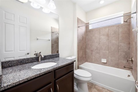 Villa ou maison à louer à Tampa, Floride: 4 chambres, 295.34 m2 № 2399166 - photo 18