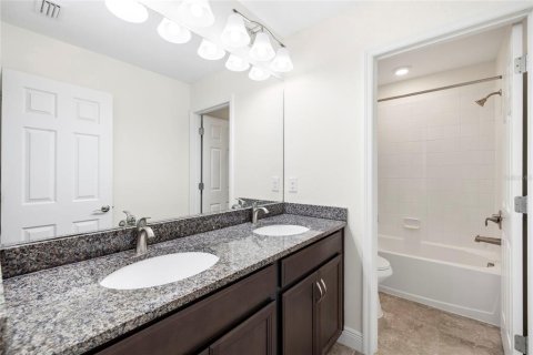 Villa ou maison à louer à Tampa, Floride: 4 chambres, 295.34 m2 № 2399166 - photo 21