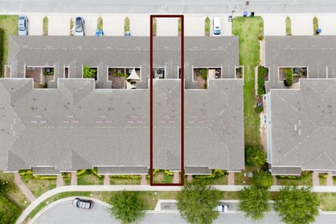 Купить таунхаус в Уинтер-Гарден, Флорида 11 комнат, 204.01м2, № 1765324 - фото 15