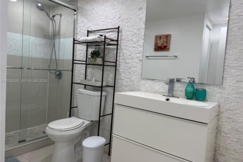 Copropriété à louer à Sunny Isles Beach, Floride: 1 chambre, 93.37 m2 № 2169121 - photo 12