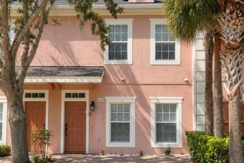 Townhouse in Kissimmee, Florida 4 bedrooms, 130.06 sq.m. № 2369284