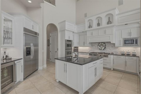 Villa ou maison à vendre à Saint Petersburg, Floride: 5 chambres, 464.51 m2 № 2422669 - photo 9