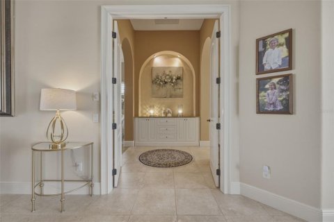 Villa ou maison à vendre à Saint Petersburg, Floride: 5 chambres, 464.51 m2 № 2422669 - photo 25
