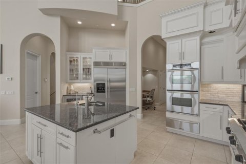 Villa ou maison à vendre à Saint Petersburg, Floride: 5 chambres, 464.51 m2 № 2422669 - photo 11