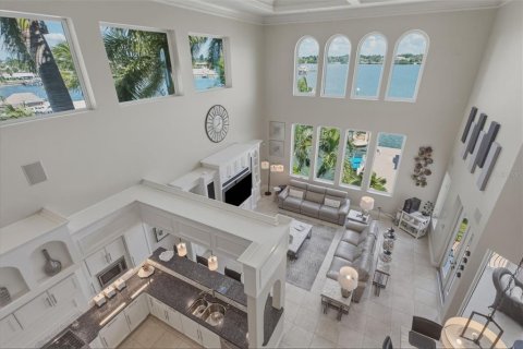 Villa ou maison à vendre à Saint Petersburg, Floride: 5 chambres, 464.51 m2 № 2422669 - photo 21