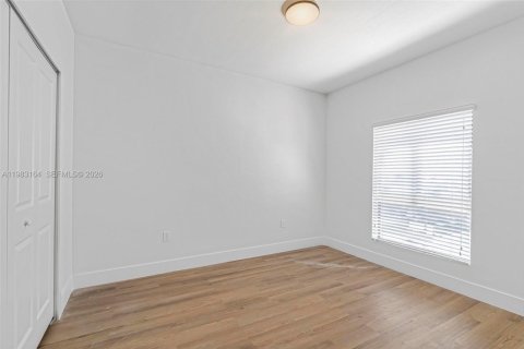 Купить коммерческую недвижимость в Майами, Флорида 1021.92м2, № 2048535 - фото 23