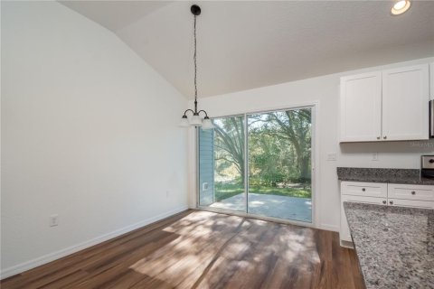 House in Ocklawaha, Florida 3 bedrooms, 114.36 sq.m. № 1791987 - photo 24