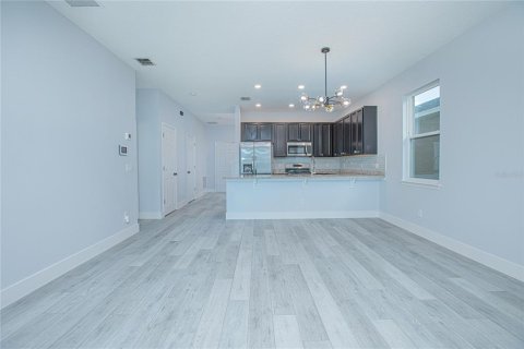 Villa ou maison à vendre à Fruitland Park, Floride: 3 chambres, 157.93 m2 № 1250964 - photo 11
