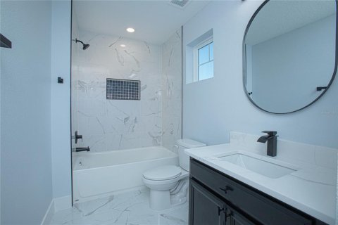 Villa ou maison à vendre à Fruitland Park, Floride: 3 chambres, 157.93 m2 № 1250964 - photo 28