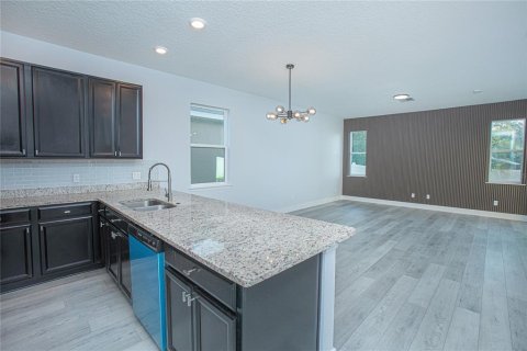 Villa ou maison à vendre à Fruitland Park, Floride: 3 chambres, 157.93 m2 № 1250964 - photo 15