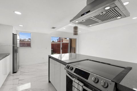Adosado en venta en Davie, Florida, 3 dormitorios, 133.78 m2 № 1804514 - foto 13