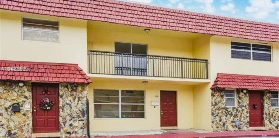 Adosado en Davie, Florida 3 dormitorios, 133.78 m2 № 1804514