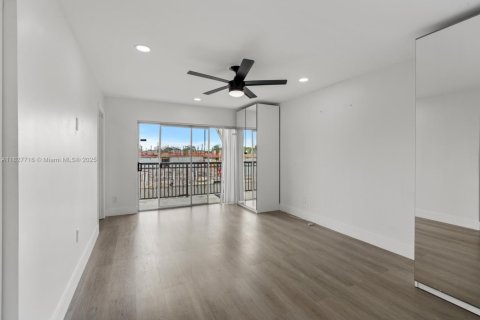Adosado en venta en Davie, Florida, 3 dormitorios, 133.78 m2 № 1804514 - foto 8