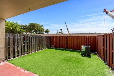 Adosado en venta en Davie, Florida, 3 dormitorios, 133.78 m2 № 1804514 - foto 18