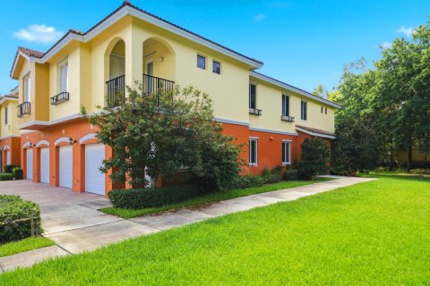 Condo à Stuart, Floride, 3 chambres  № 2083571