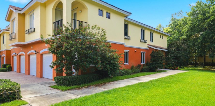 Condo à Stuart, Floride, 3 chambres  № 2083571