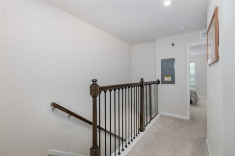 Touwnhouse à vendre à Odessa, Floride: 3 chambres, 146.97 m2 № 2117935 - photo 10