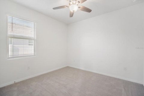 Casa en venta en Zephyrhills, Florida, 4 dormitorios, 190.08 m2 № 1831711 - foto 20