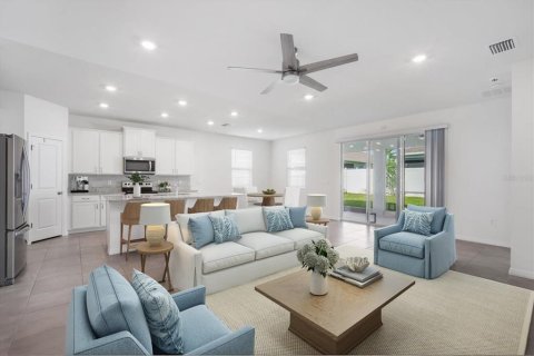 Casa en venta en Zephyrhills, Florida, 4 dormitorios, 190.08 m2 № 1831711 - foto 3