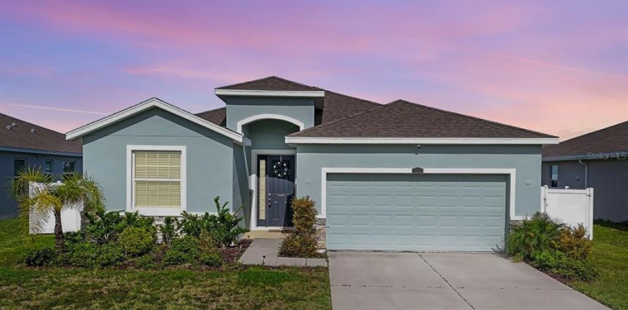 Casa en Zephyrhills, Florida 4 dormitorios, 190.08 m2 № 1831711