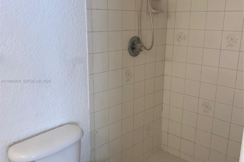 Снять в аренду таунхаус в Дейви, Флорида 3 спальни, 130.06м2, № 2029025 - фото 16