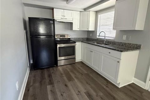 Apartment in Riverview, Florida 2 bedrooms, 83.61 sq.m. № 2379366 - photo 4