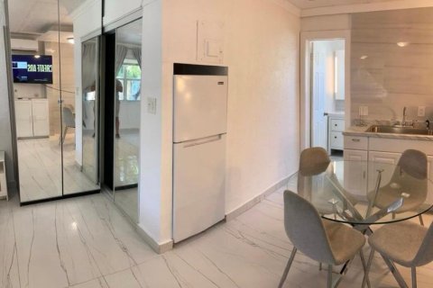 Commercial property in Dania Beach, Florida 179.77 sq.m. № 2179587 - photo 22