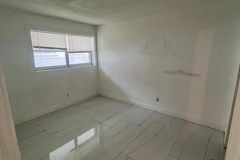 Commercial property in Dania Beach, Florida 179.77 sq.m. № 2179587 - photo 14