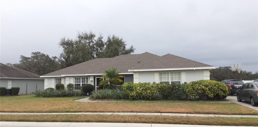 Villa ou maison à Lakeland, Floride 4 chambres, 209.96 m2 № 1534824