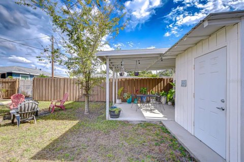 Appartement à louer à Bradenton, Floride: 2 chambres, 78.97 m2 № 2136066 - photo 8