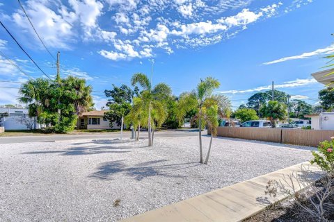 Appartement à louer à Bradenton, Floride: 2 chambres, 78.97 m2 № 2136066 - photo 4