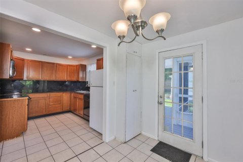 Villa ou maison à vendre à Saint Petersburg, Floride: 2 chambres, 65.4 m2 № 1893759 - photo 10