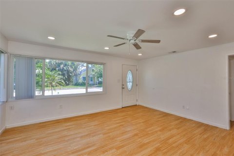 Villa ou maison à vendre à Saint Petersburg, Floride: 2 chambres, 65.4 m2 № 1893759 - photo 6