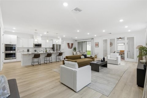 Casa en venta en Newberry, Florida, 4 dormitorios, 247.77 m2 № 2385811 - foto 8