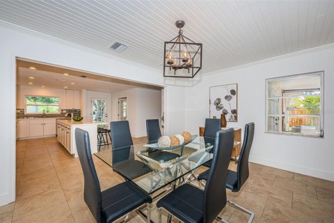 Casa en venta en Tampa, Florida, 3 dormitorios, 165.18 m2 № 1919347 - foto 10