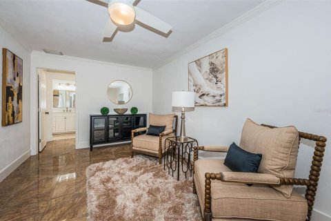 Casa en venta en Tampa, Florida, 3 dormitorios, 165.18 m2 № 1919347 - foto 18