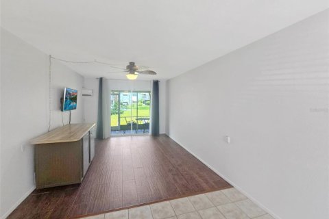 Condominio en alquiler en Bradenton, Florida, 1 dormitorio, 53.51 m2 № 1852655 - foto 5