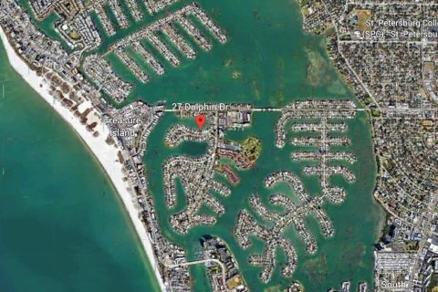 Casa en venta en Treasure Island, Florida, 4 dormitorios, 389.07 m2 № 2216568 - foto 2
