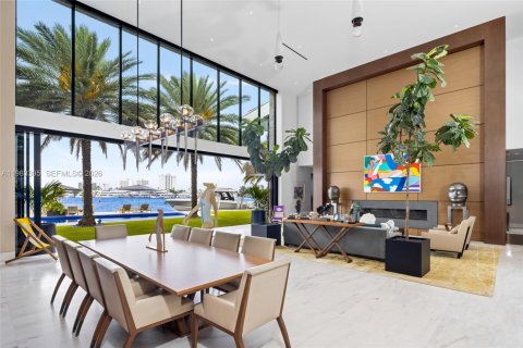 Villa ou maison à vendre à Fort Lauderdale, Floride: 6 chambres, 1088.26 m2 № 2045334 - photo 10