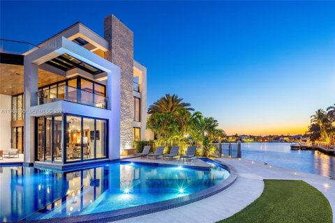 Villa ou maison à vendre à Fort Lauderdale, Floride: 6 chambres, 1088.26 m2 № 2045334 - photo 5