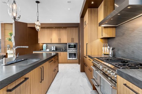 Villa ou maison à vendre à Fort Lauderdale, Floride: 6 chambres, 1088.26 m2 № 2045334 - photo 27